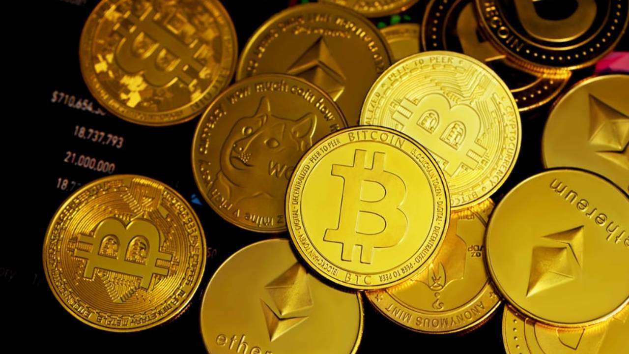 Valuasi Aset Kripto Termahal Tahun 2021 Kemarin - Ajaib Alpha